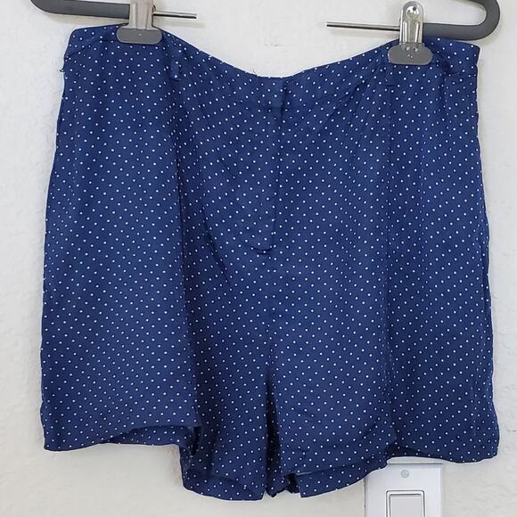 Elizabeth and James Willie Satin shorts sz 2 - Picture 1 of 4